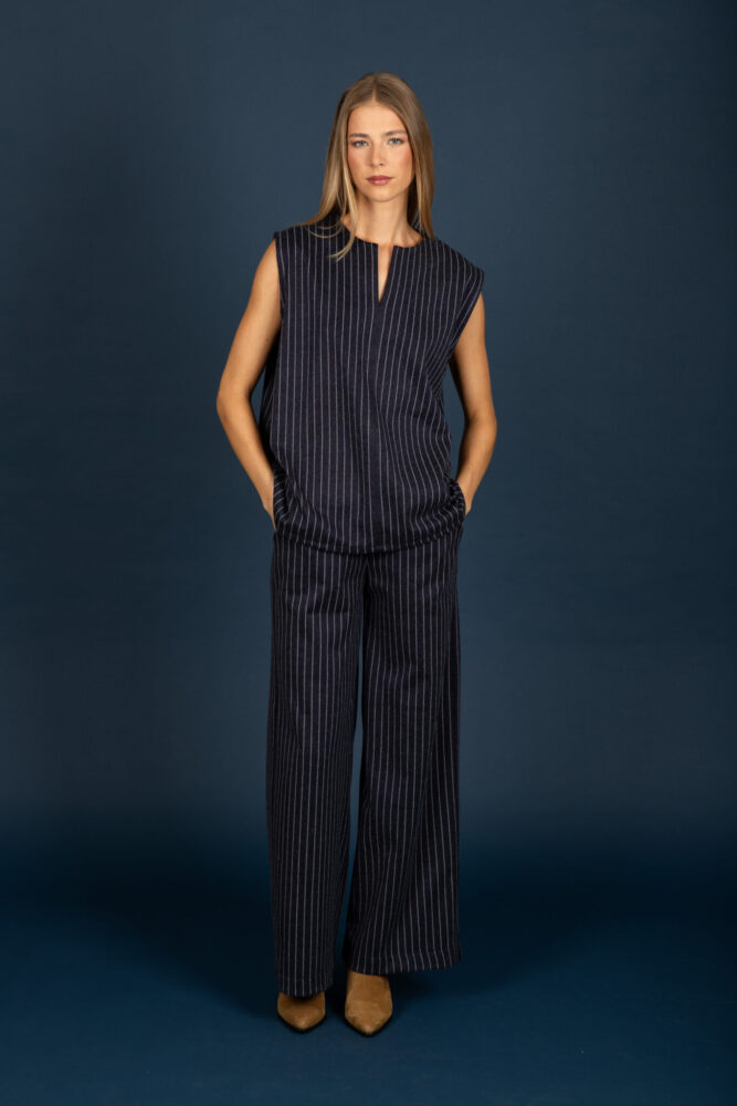 Edward Sleeveless Top (Blue) - Chaton