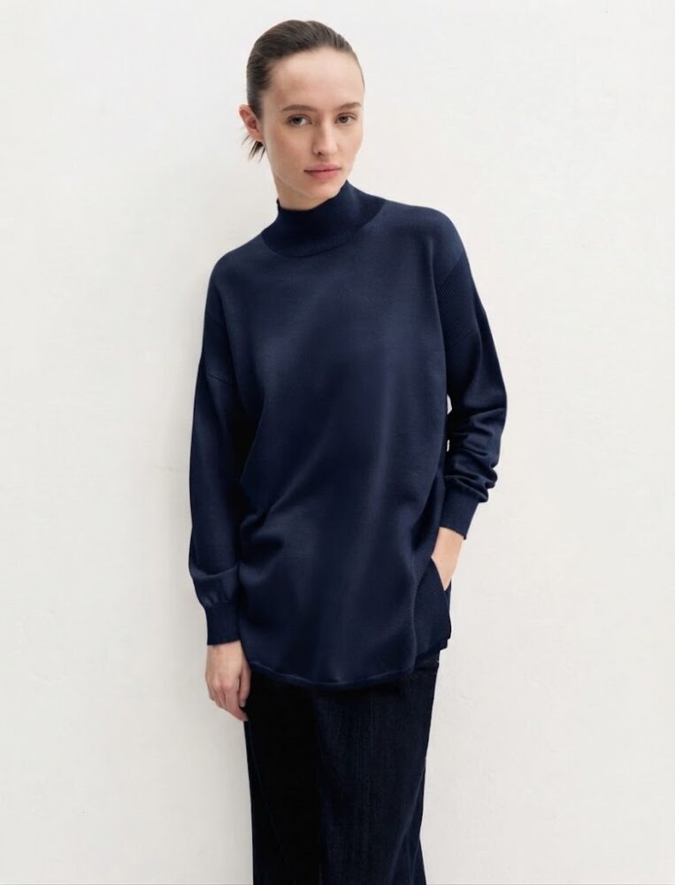 Emmlonza Navy Viscose Jumper - Emme Marella